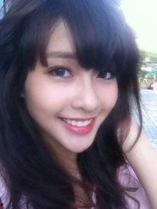 越南网红英红,从网络红人到文化大使的蜕变之路